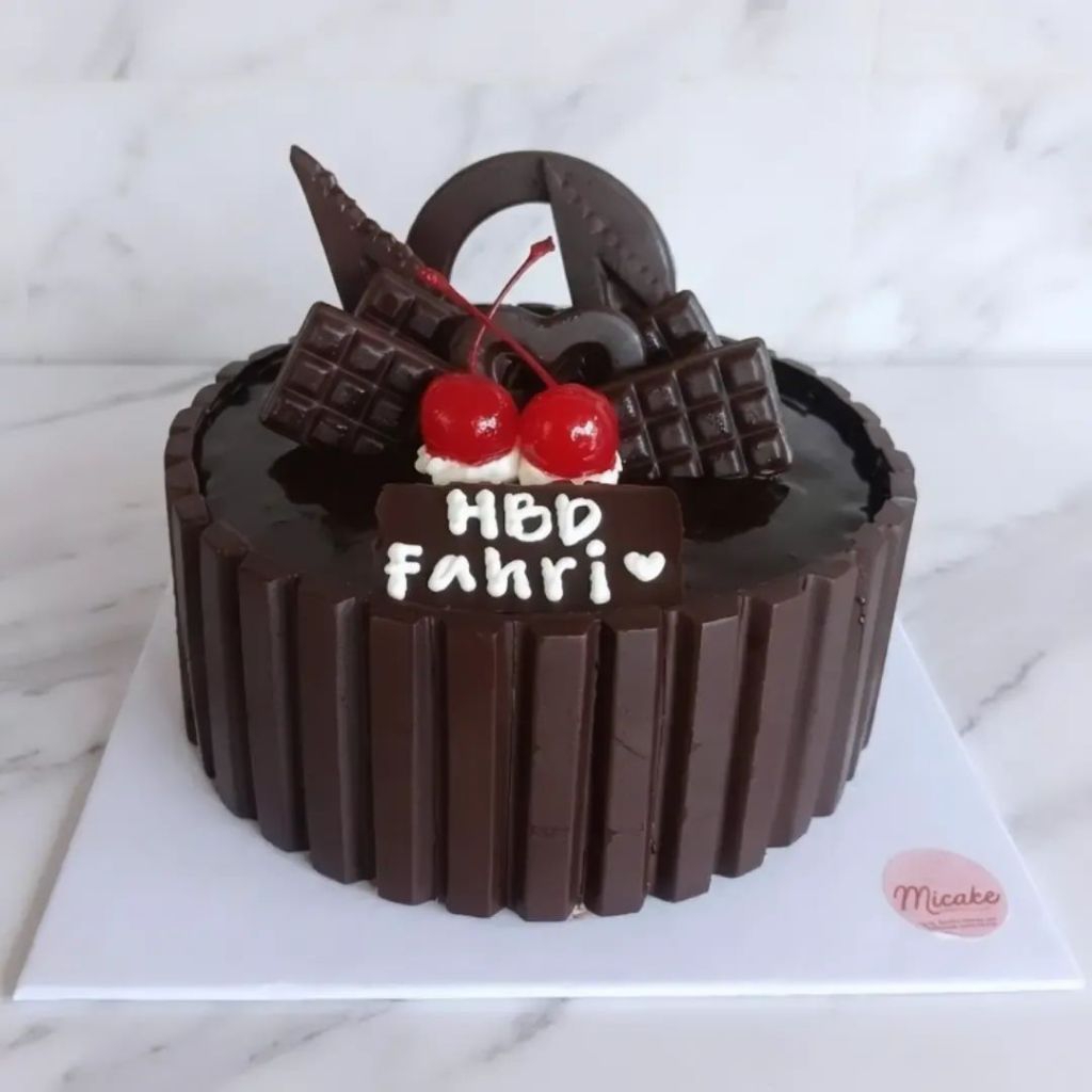 Kue Ulang Tahun Coklat.
