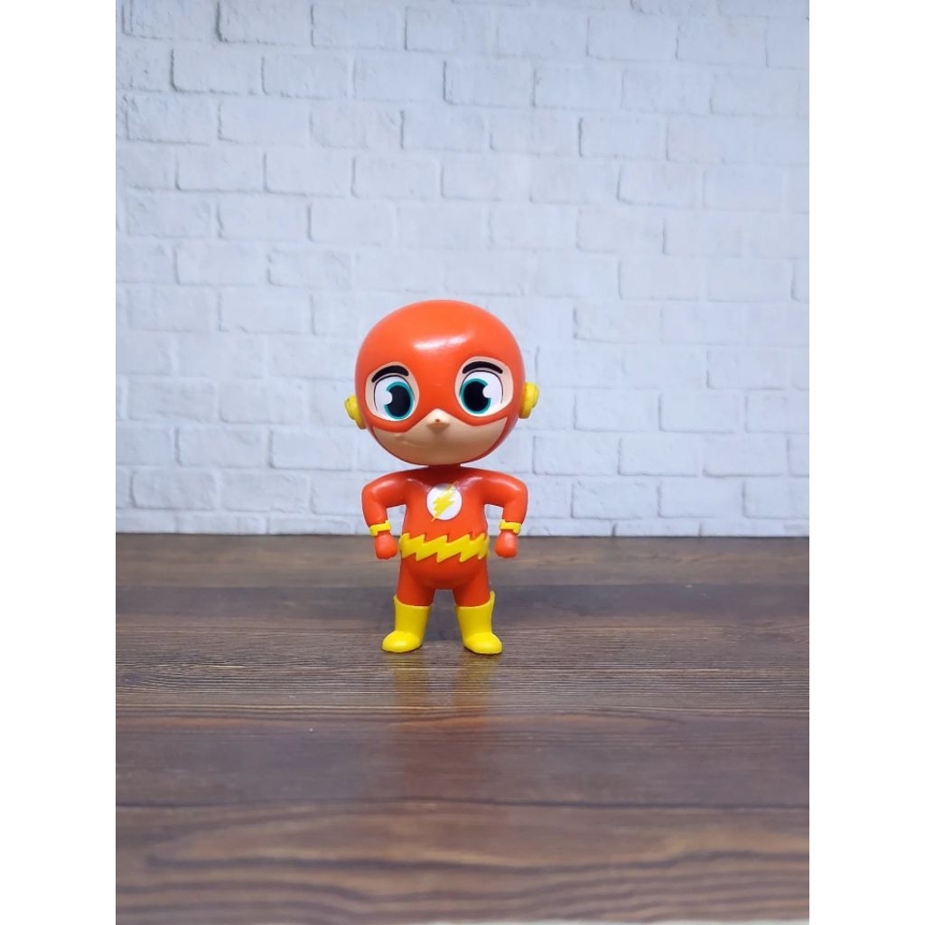 The flash ori DC action figure preloved