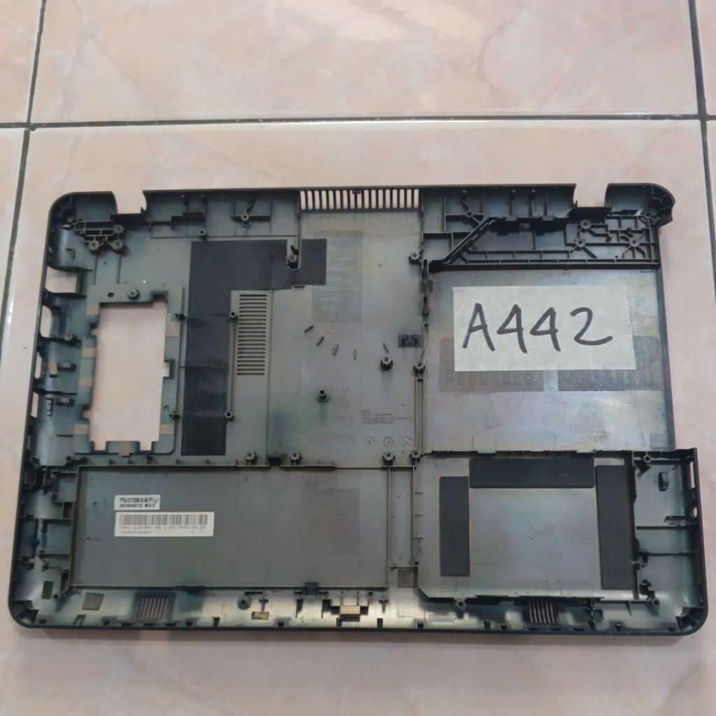 Casing Bagian Bawah Bottom Laptop Asus A442U X442U A442 X442
