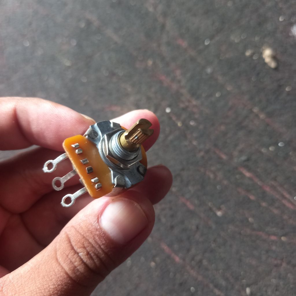 Potensio gitar original CTS 50K OHM split shaft