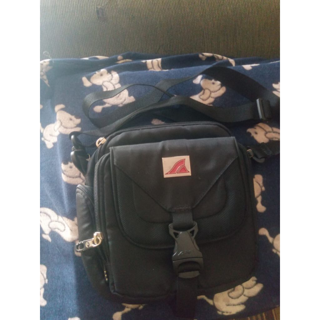 TAS SELEMPANG REI SECOND ORIGINAL