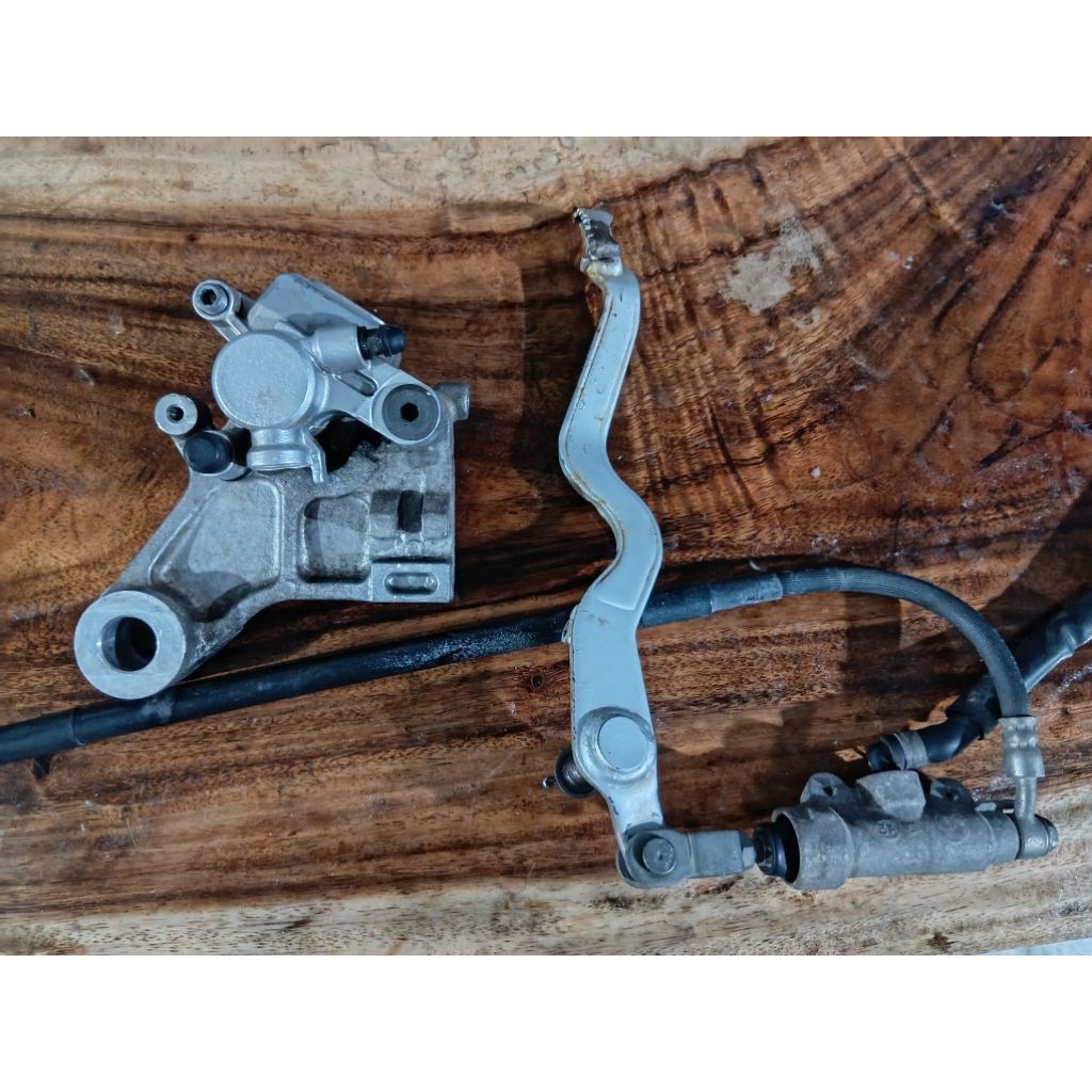 rem belakang set KLX 250 + pedal