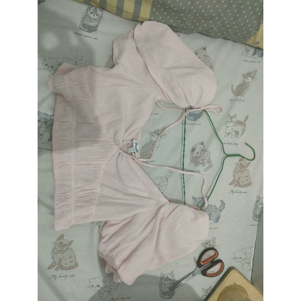 PRELOVED CROPTOP POMELO