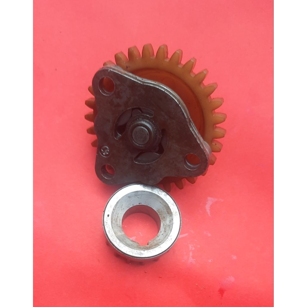 pompa oli set gigi motor suzuki satria fu