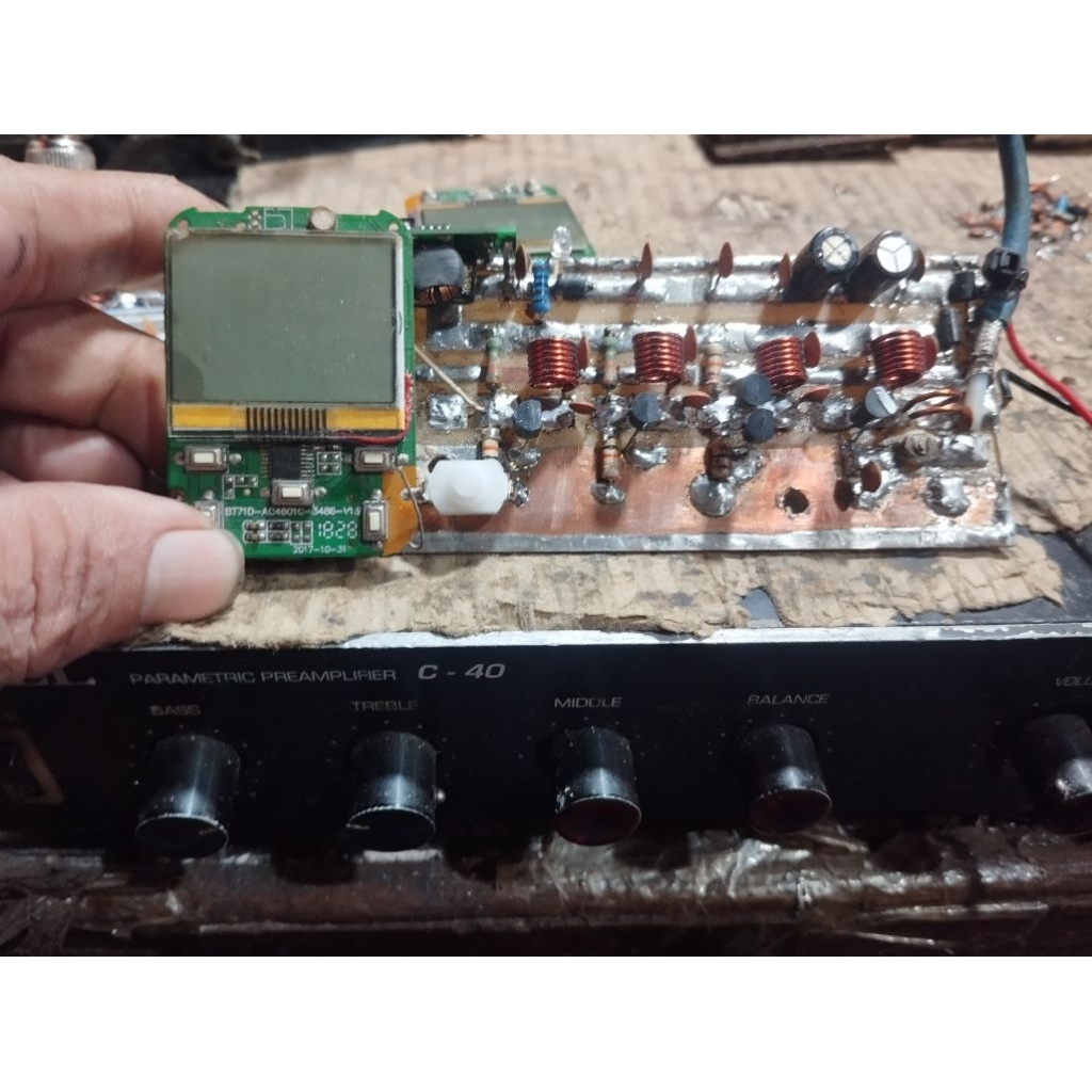 KIT PLL TRANSMITER FM SETEREO 1 WAT FREQ 88 -108 NHZ