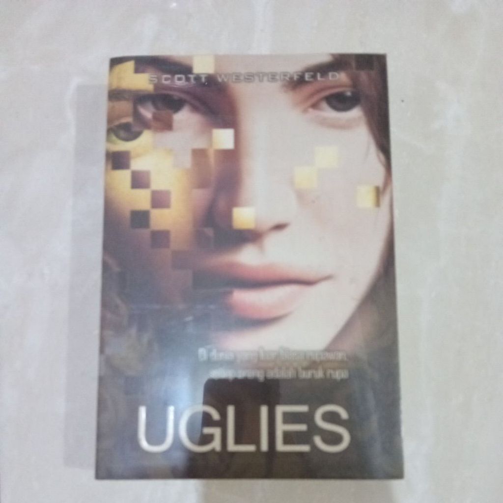 Novel Uglies Scott Westerfeld Indo