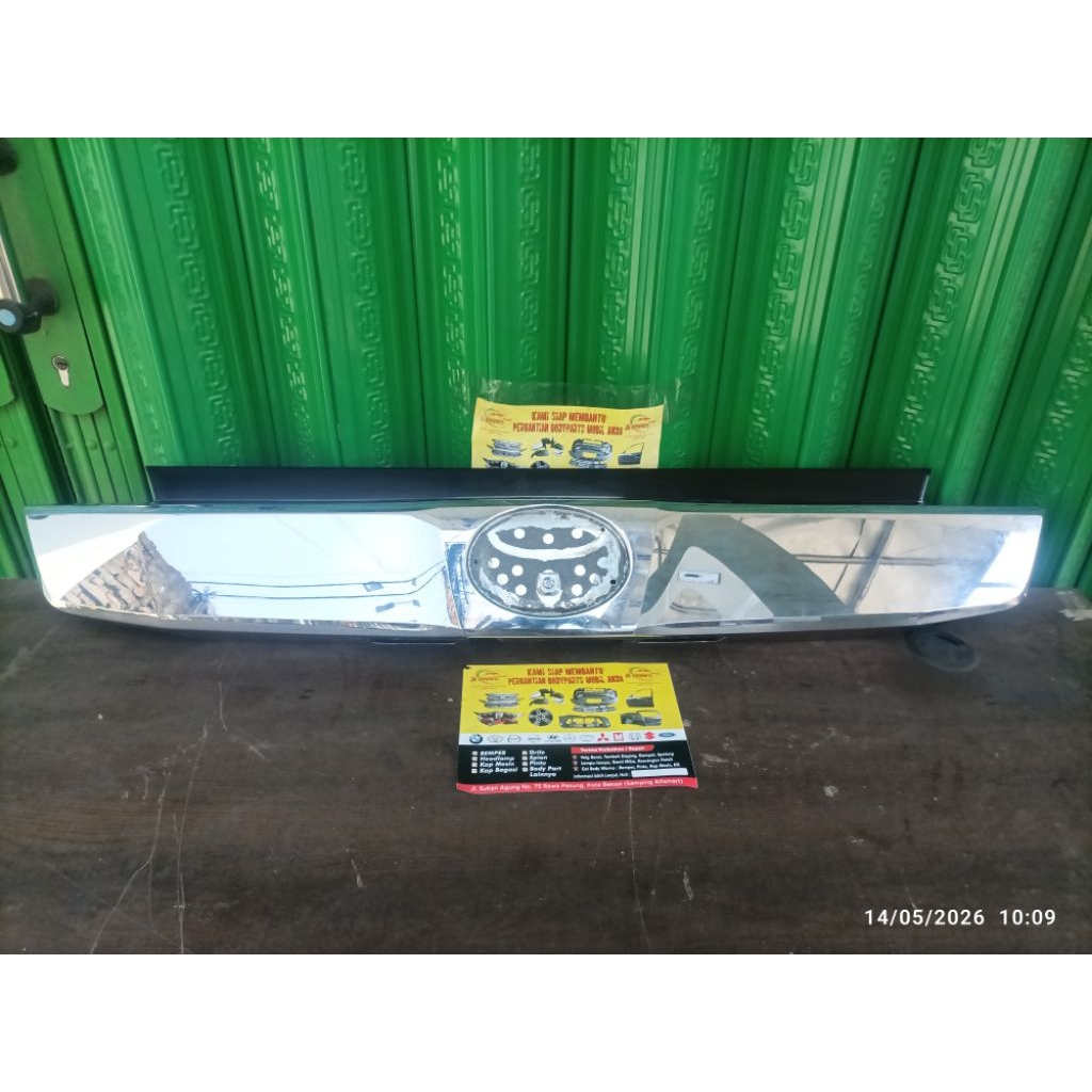 Trunklid List Crome Crum Chrome Bagasi Vellfire 2015 2016 2017 2018 Original