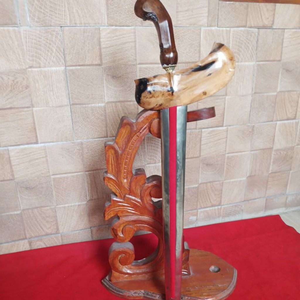 Keris Pulanggeni Lurus Sepuh Pamor Gajah Gelar