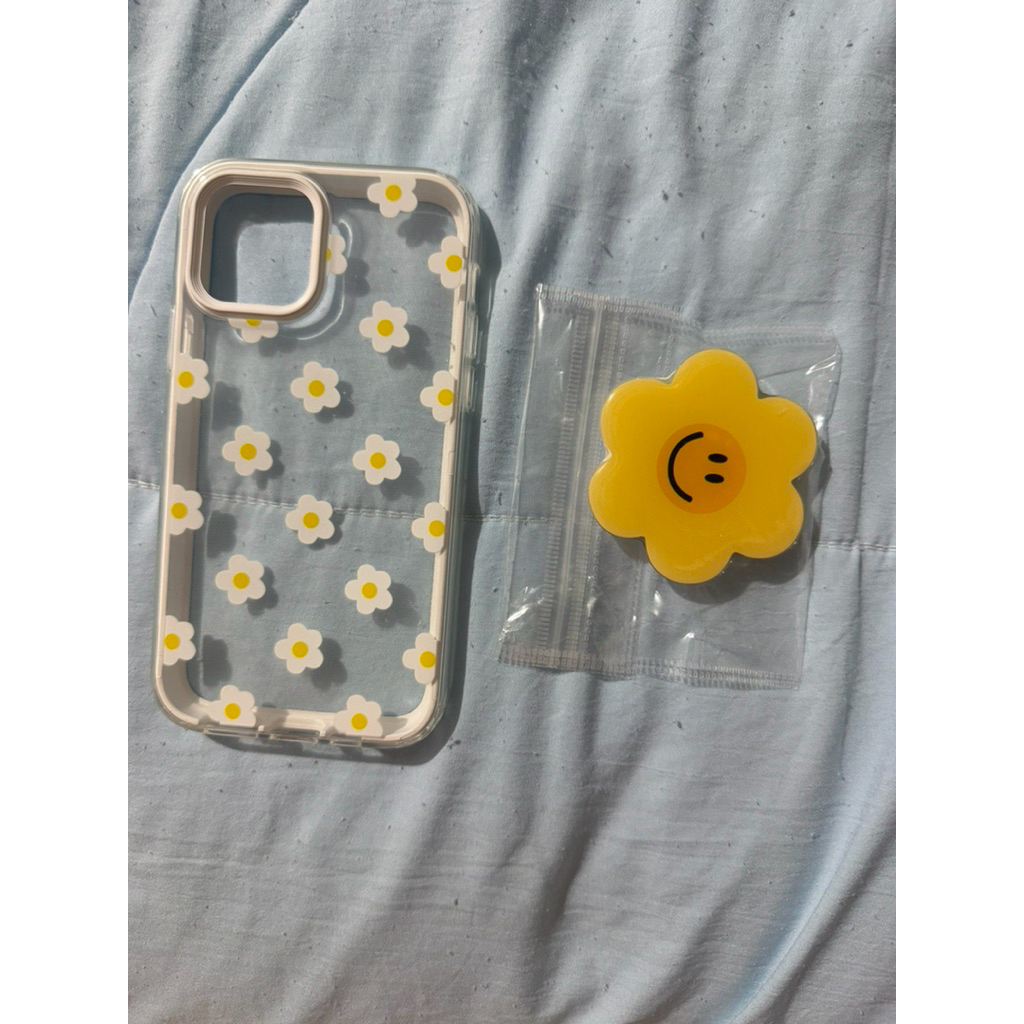Case Iphone 11 pro - case & pop shocket - NEW