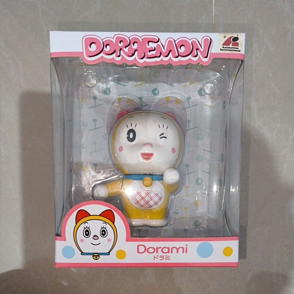 Preloved Collectible Figurine Dorami Doraemon