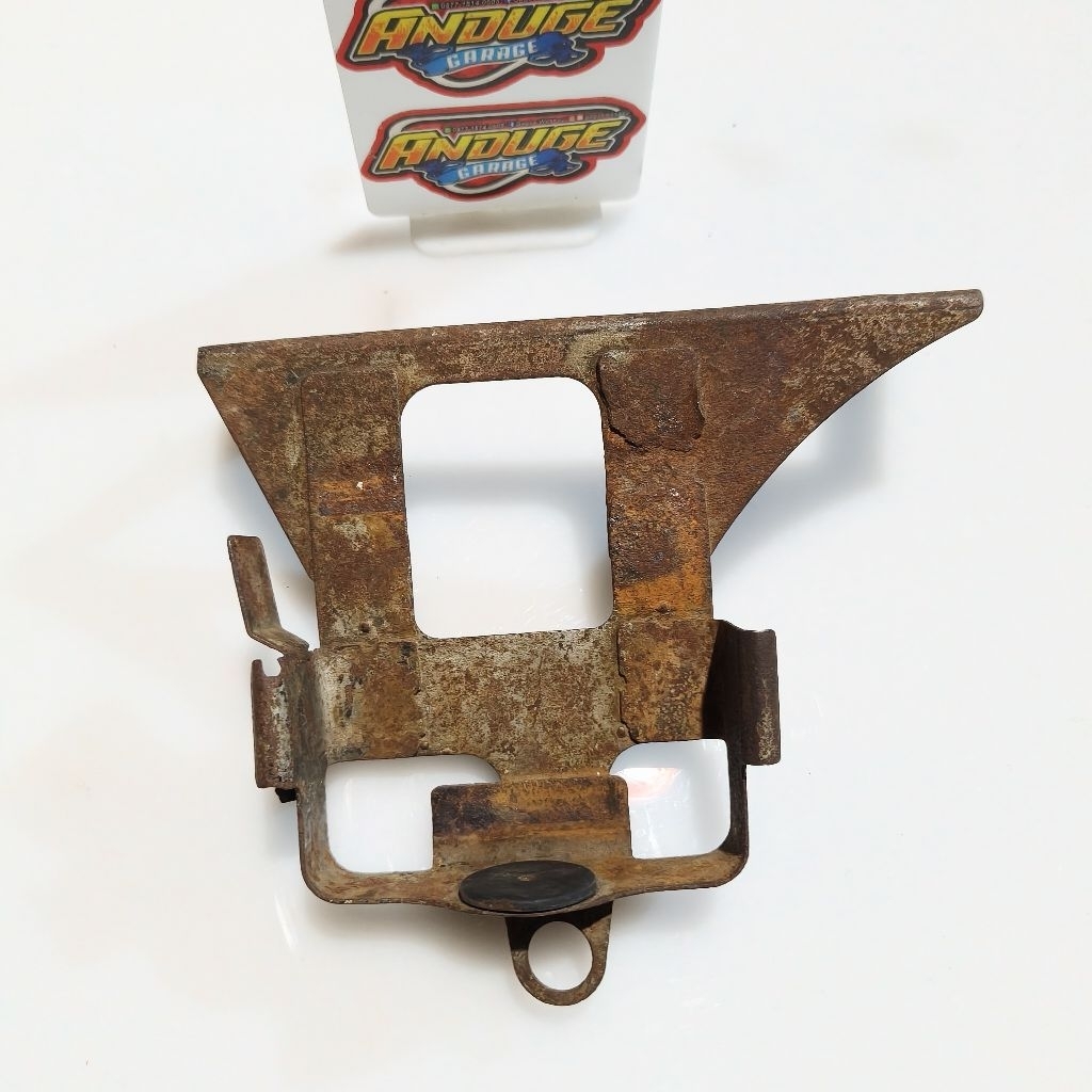 breket Braket pangkon dudukan tempat wadah aki accu honda gl100 gl125 GL 100 GL 125 original second 