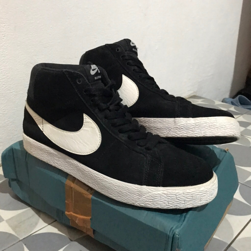 nike sb blazer mid