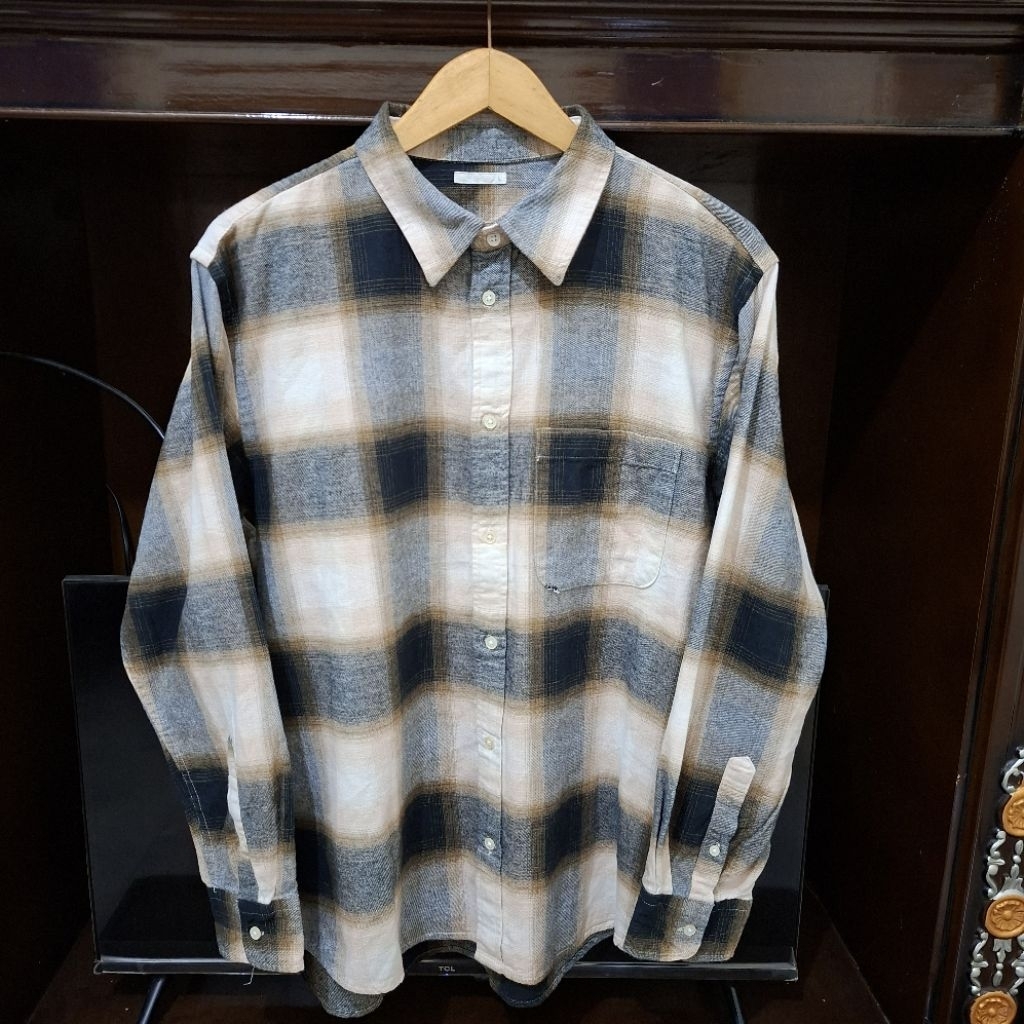 kemeja flannel GU veterano