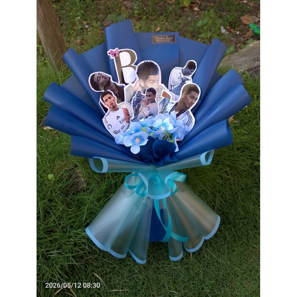 BuketFoto/BuketFotoCutting/Buket/Hadiah