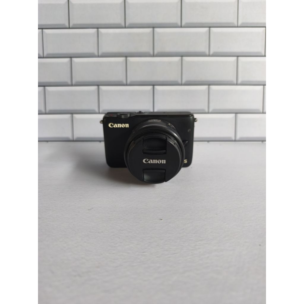 Kamera Second Canon M10 HITAM