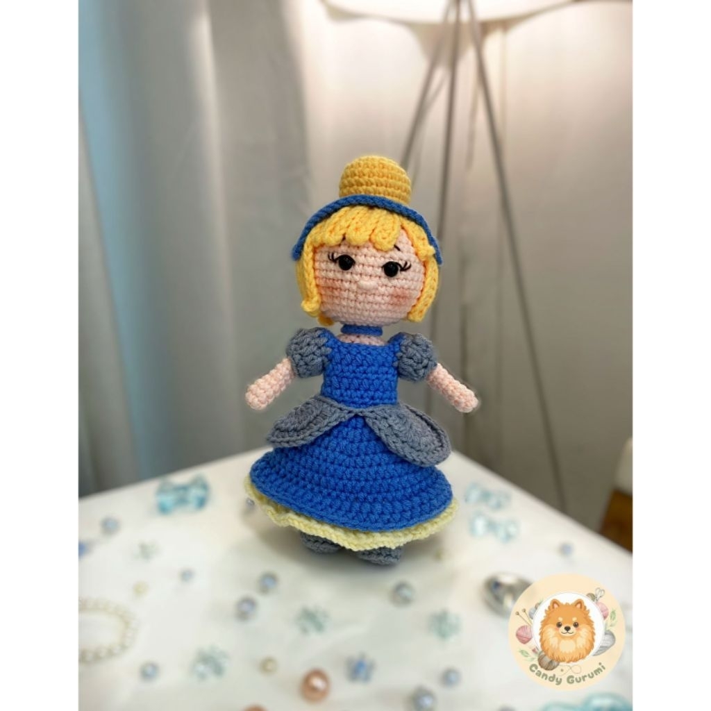 Boneka Rajut Amigurumi Cinderella
