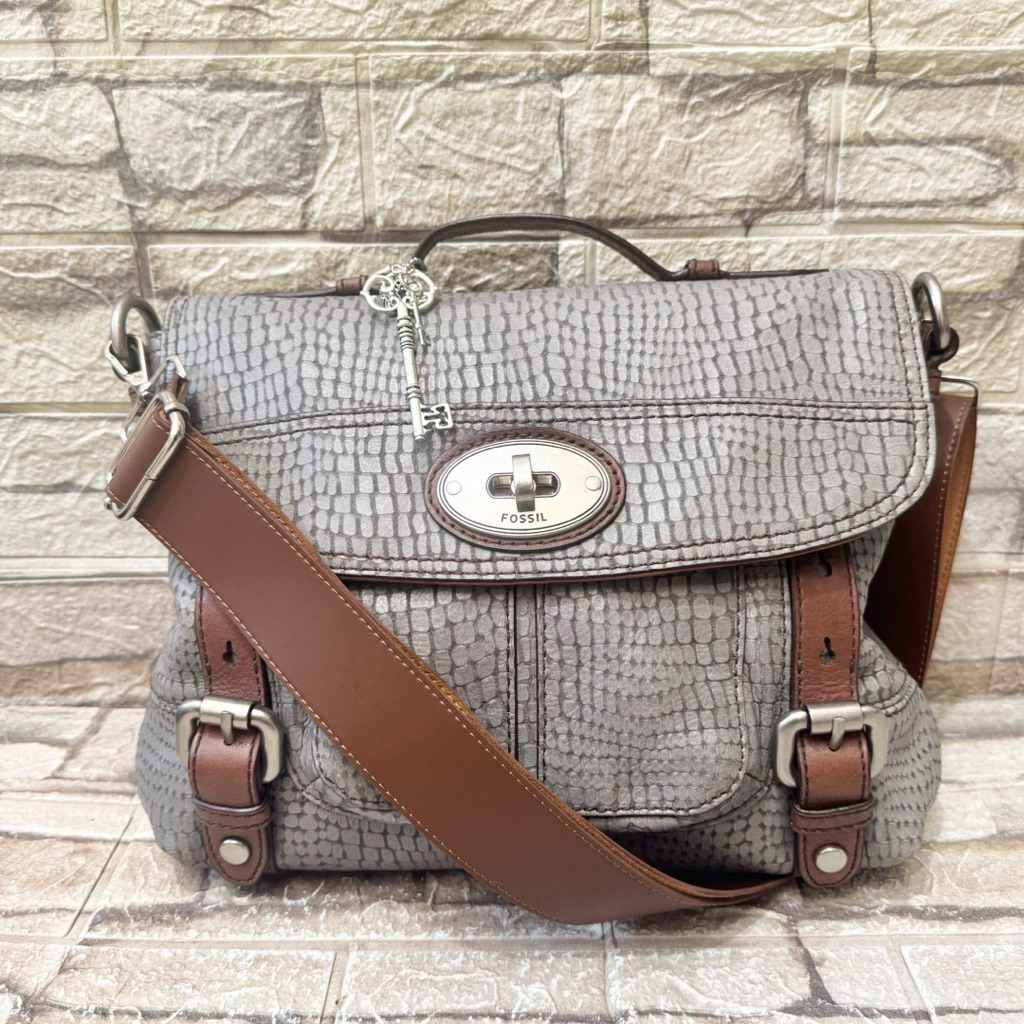 669# NET-Preloved Fossil Maddox Messanger Snake Skin Top Handle Crossbody (key ala ala, talpan pengg