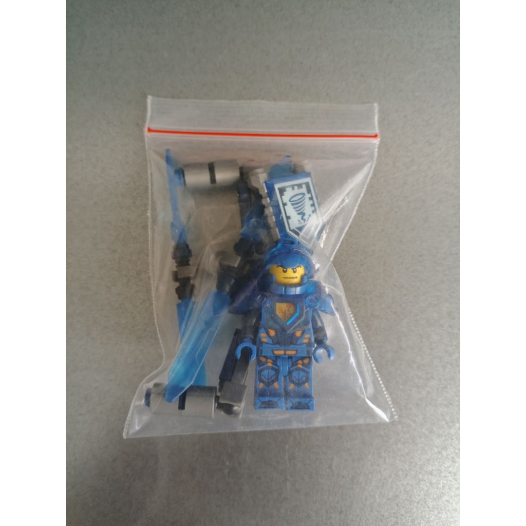 Lego Minifigures Nexo Knights Clay Moorington