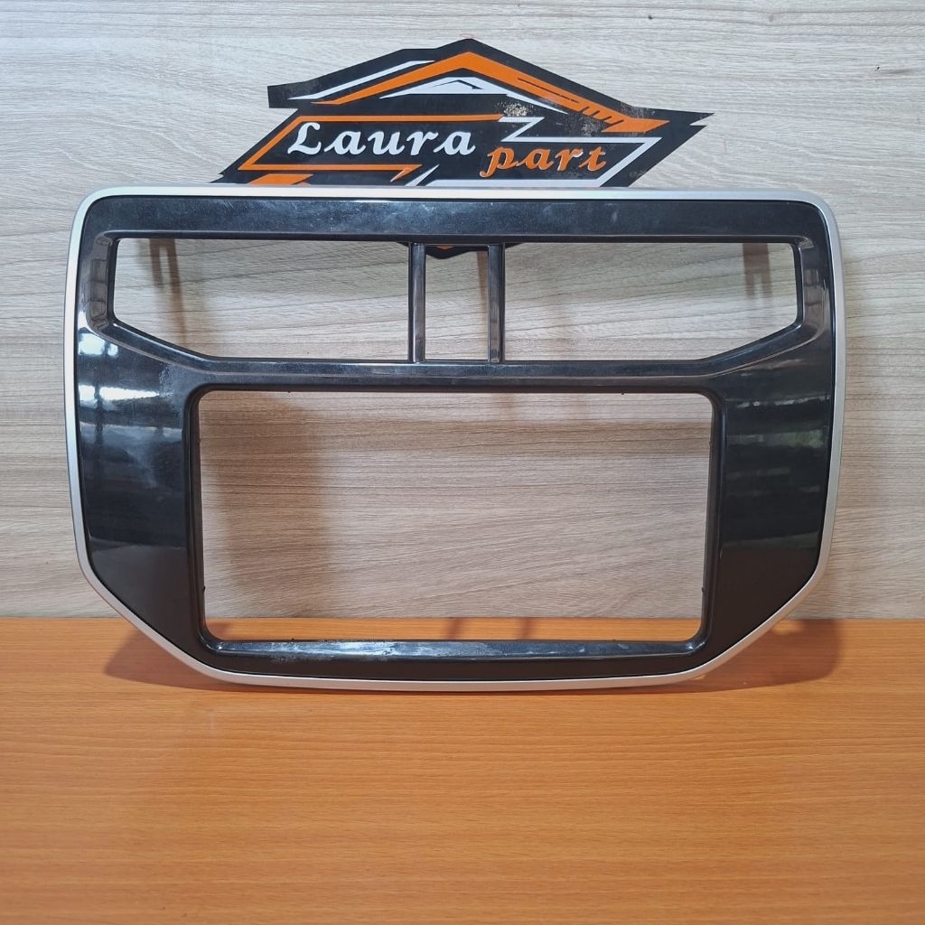 PANEL TV HEAD MOBIL TOYOTA all new RUSH,TERIOS