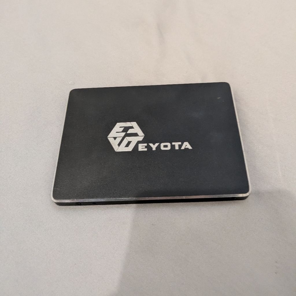 SSD Sata Eyota 512GB Normal Jaya bekas