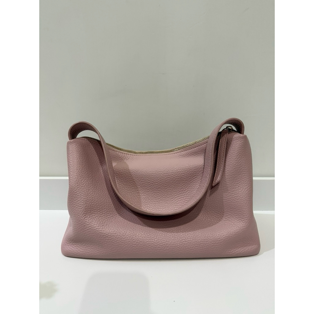 PRELOVED VGC ROUNN CALLIE 30 CAMELIA