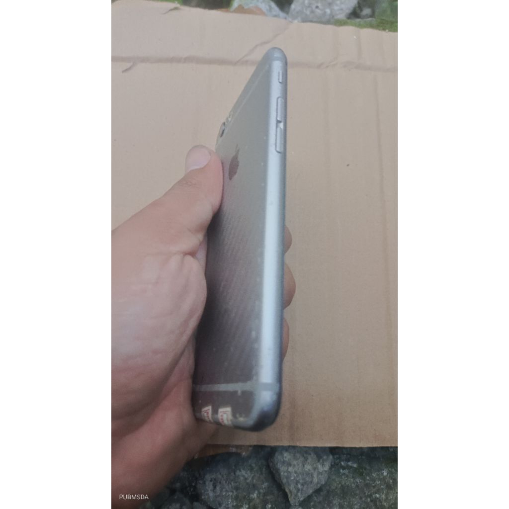 Apple iPhone 6s mati bahan atau gambling