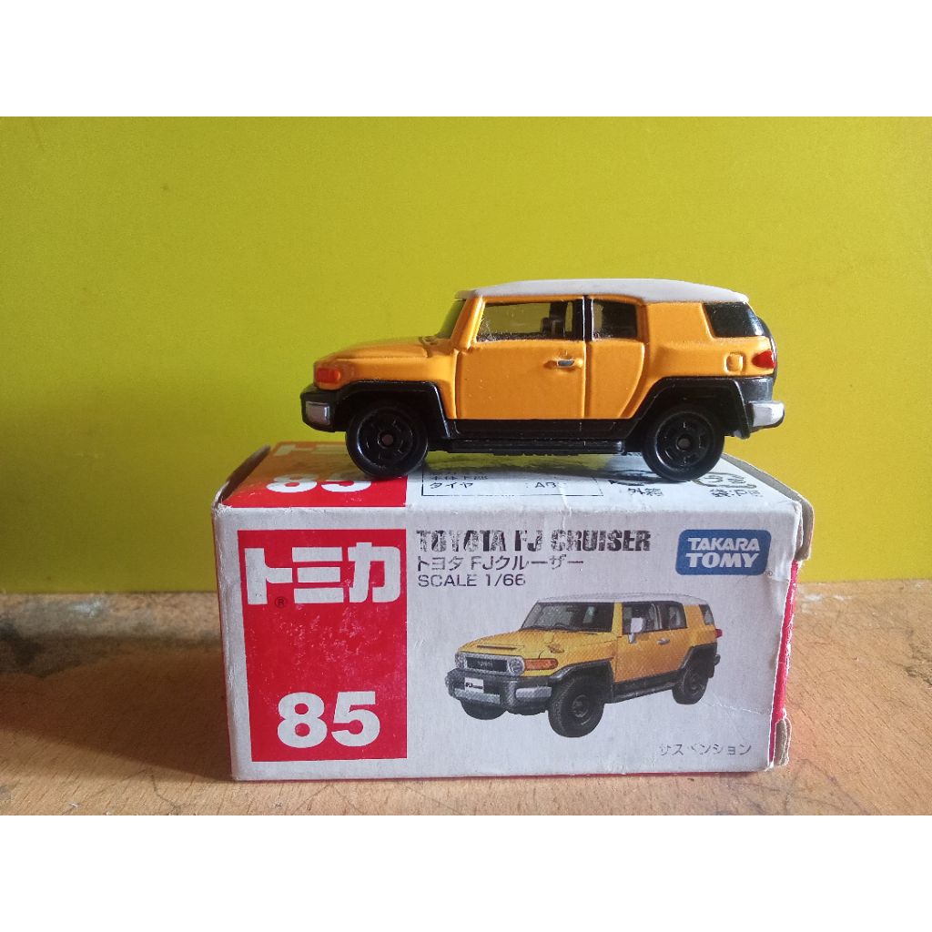 TOMICA TOYOTA Fj Cruiser 1/66