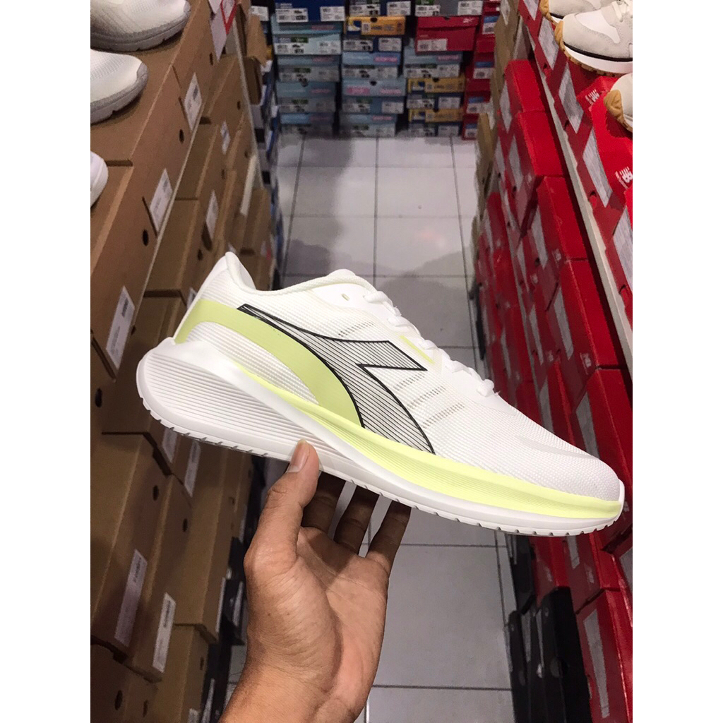 BIG SALE DIADORA NAKARA PUTIH [DIAX15320403] ORIGINAL SEPATU PRIA/SEKOLAH/RUNNING/LARI/SNEAKERS