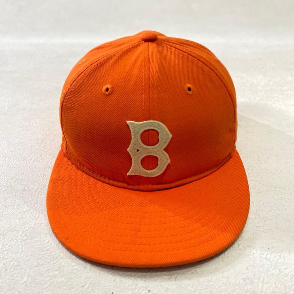 Topi boston by new era