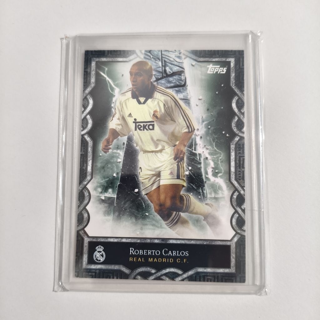 Kartu Bola Topps Roberto Carlos Real Madrid