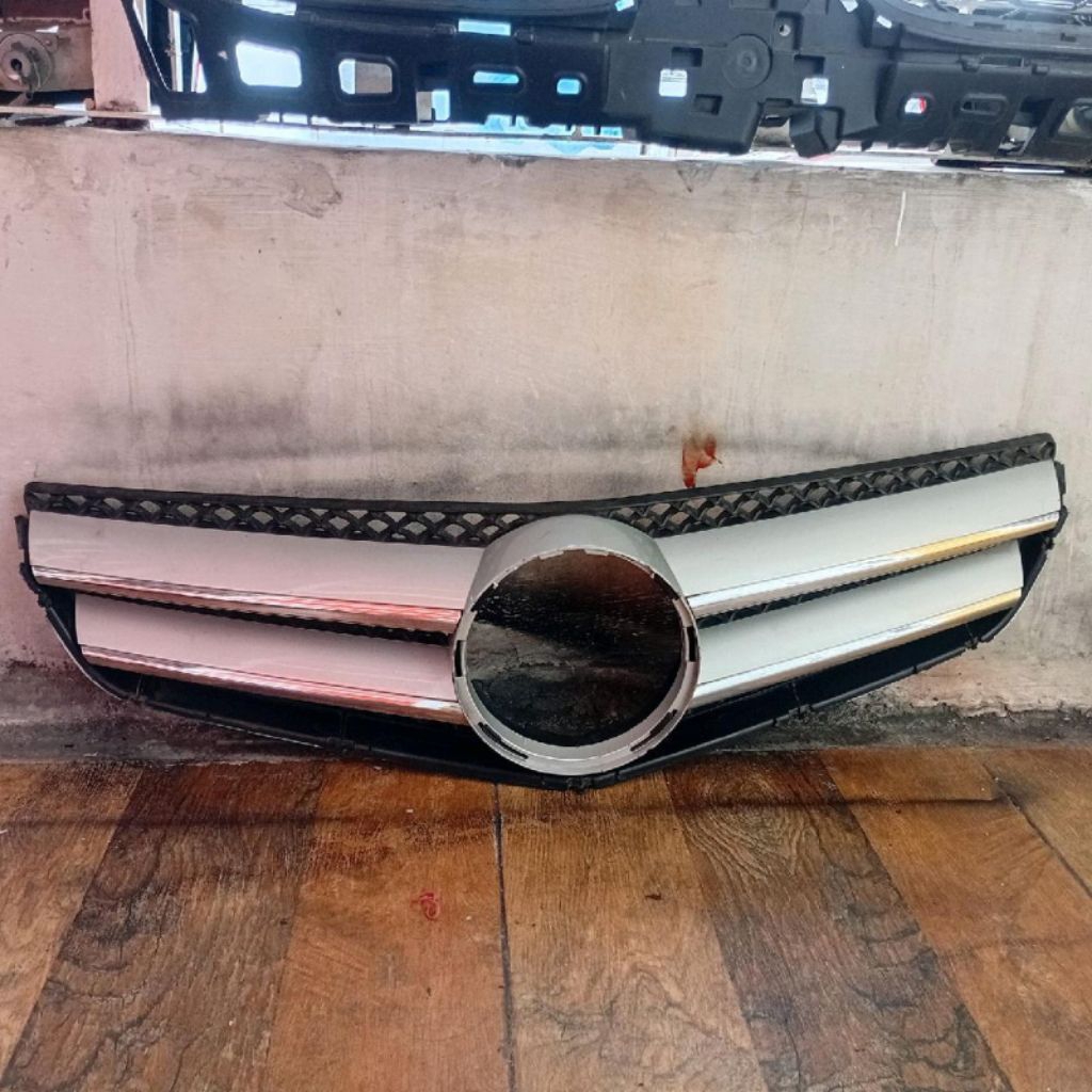 Grille Grill Mercy Mercedes Benz E250 W207 coupe 2013