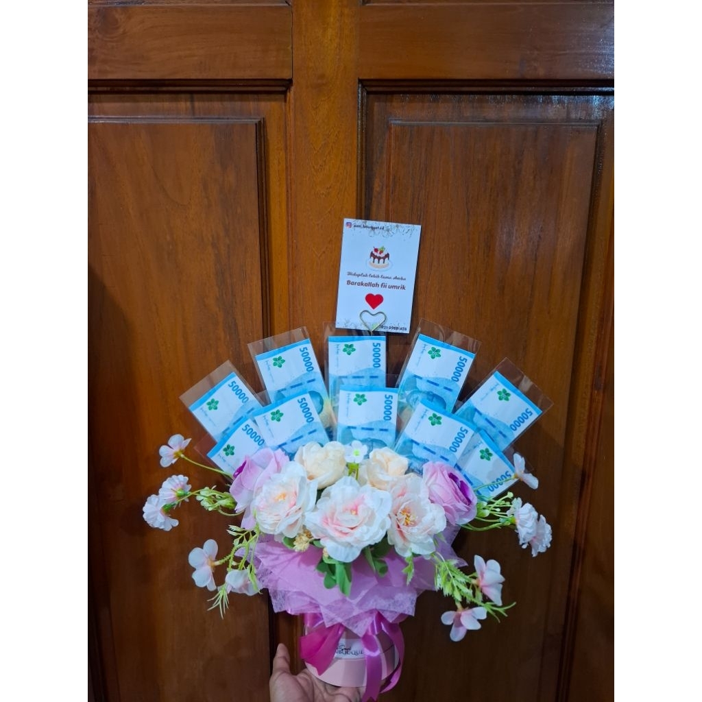 READY Bloom Box Buket Uang Bunga Artificial Buket Uang Bunga Artificial Bloom Box Buket Uang sari.bo