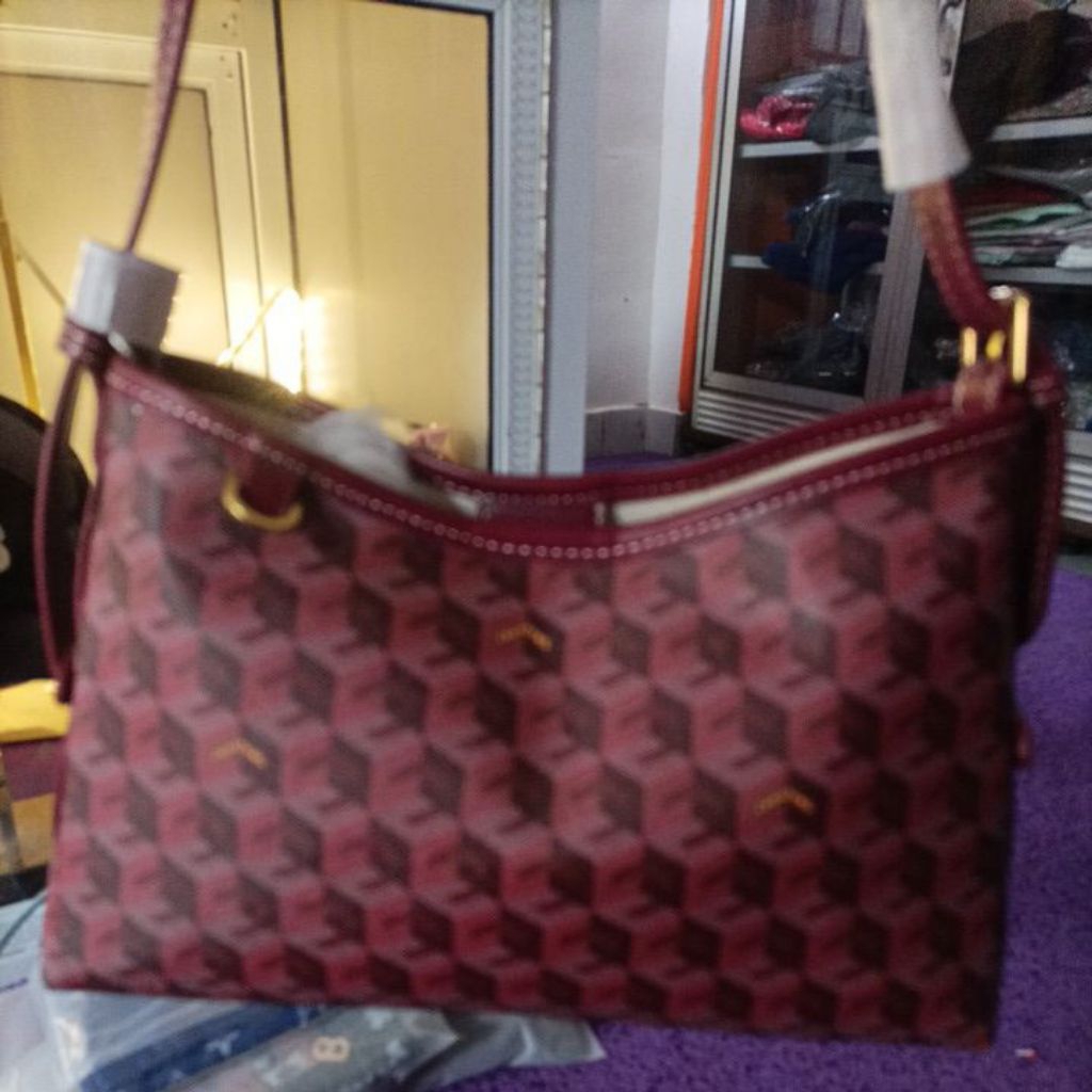 tas selempang wanita Christy Ng /tas wanita/tas bahu Christy Ng