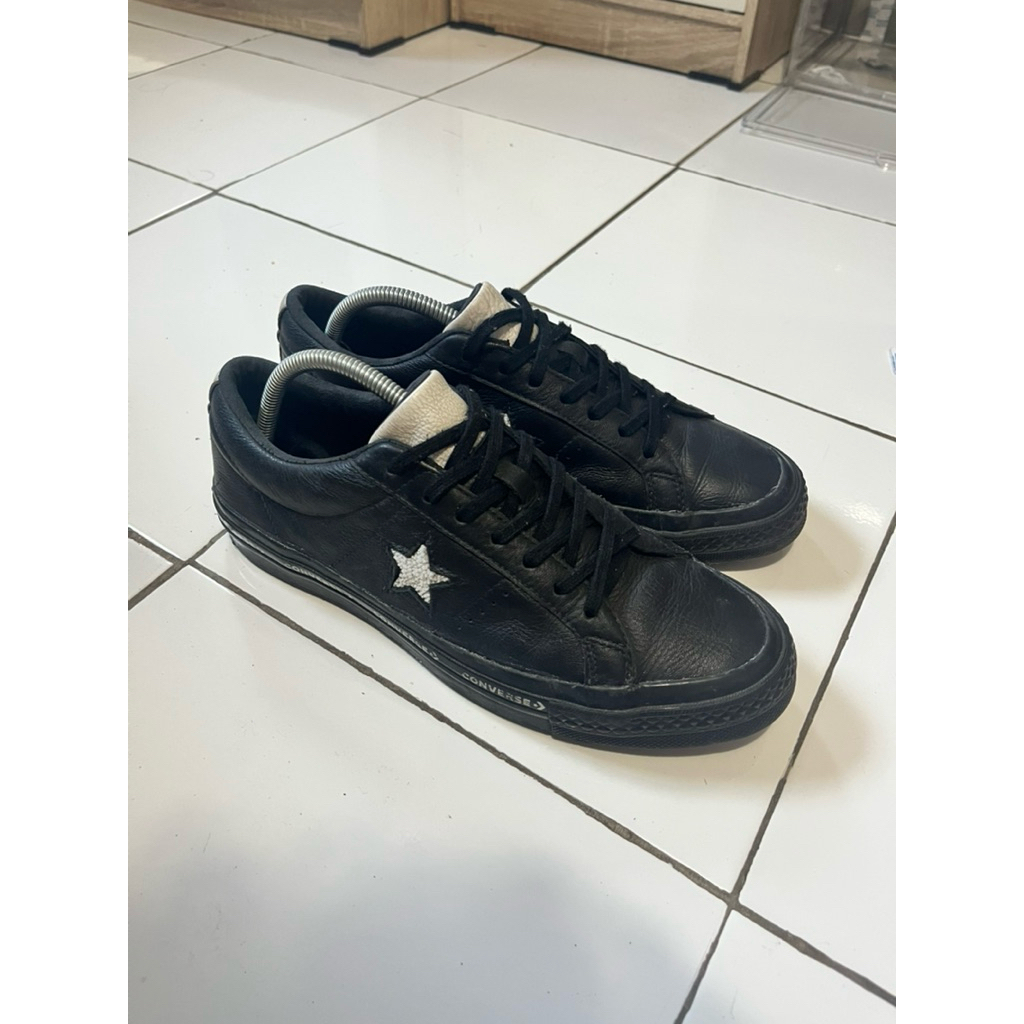 Converse Pinstripe & Converse Hanbyeol