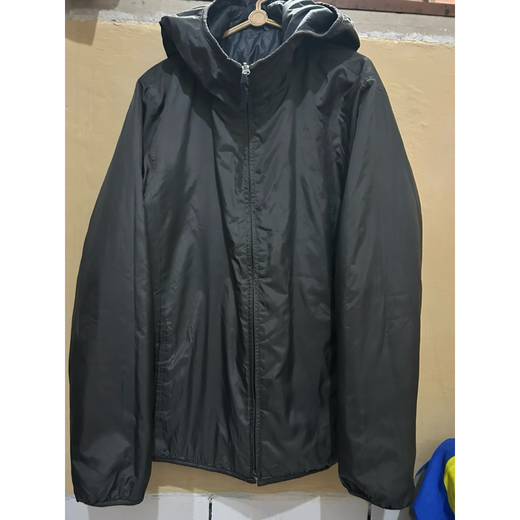 Jacket Zipper bolak balik Uniqlo prelov
