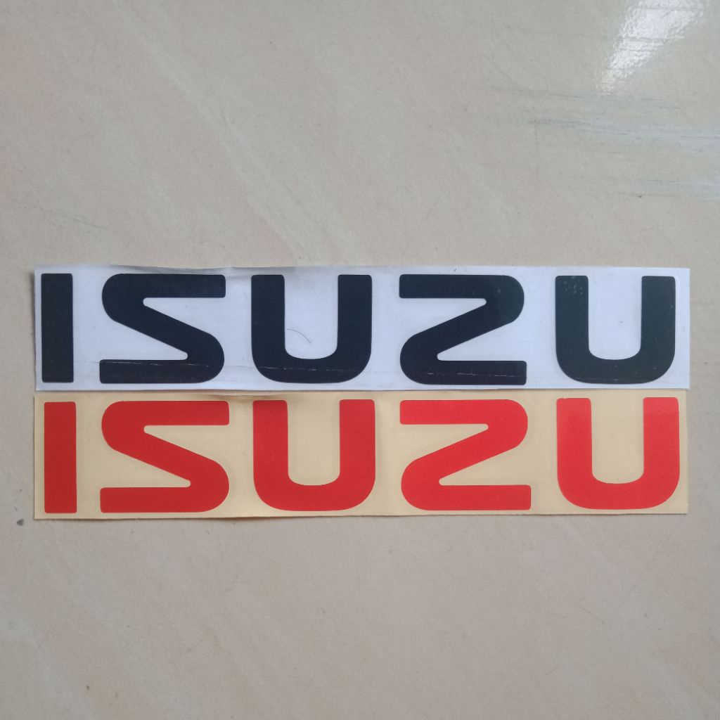 Sticker " Isuzu " untuk bagian belakang Mobil Pickup Isuzu Traga