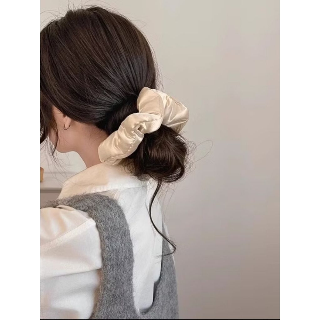 Wola Scrunchie Halus Premium
