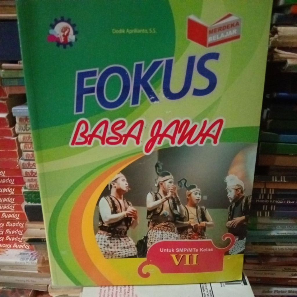 FOKUS BAHASA JAWA UNTUK KELAS 1 SMP