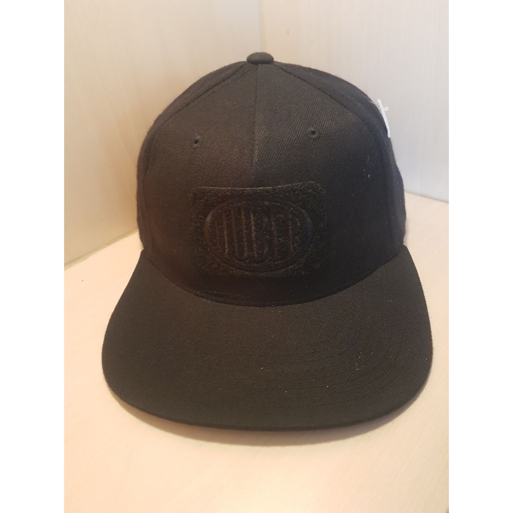 topi yupoong classic