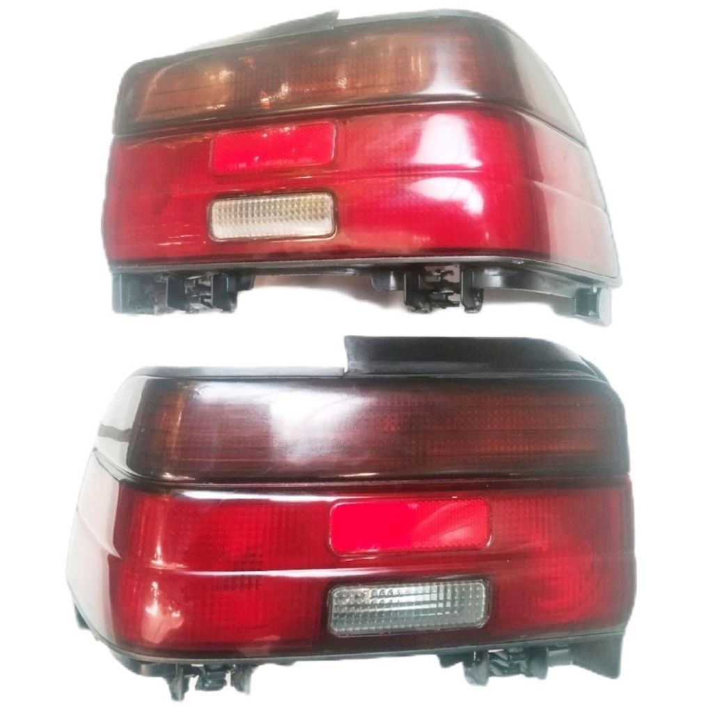 STOPLAMP LAMPU BELAKANG TOYOTA COROLLA GREAT AE100 AE101