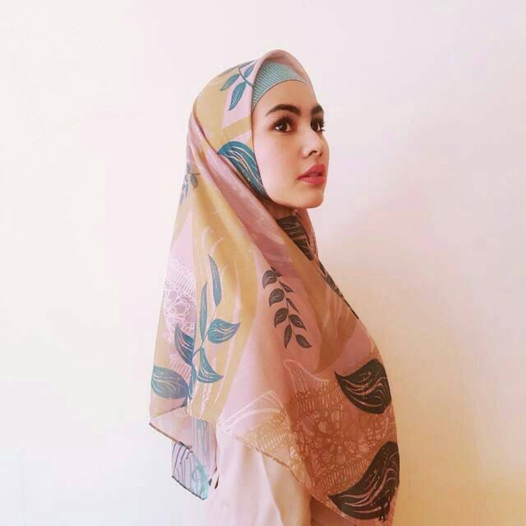 hijab zytadelia preloved