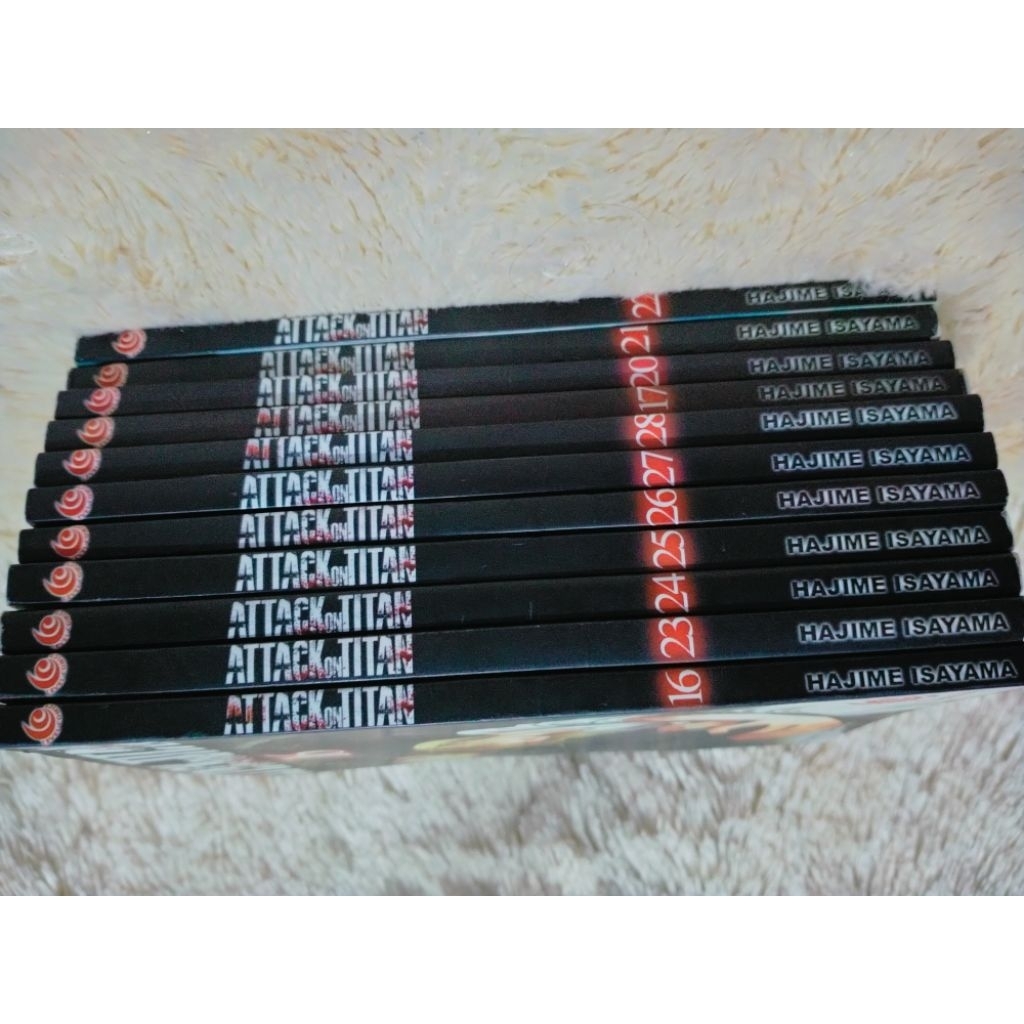 buku komik preloved attack on Titan