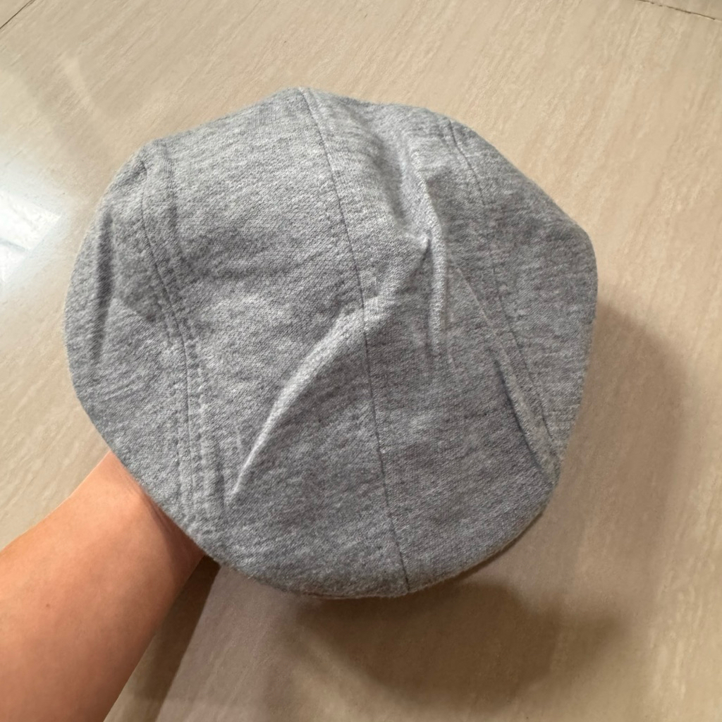 Topi Pet / Topi Pelukis / Vintage Hat Warna Abu - Preloved