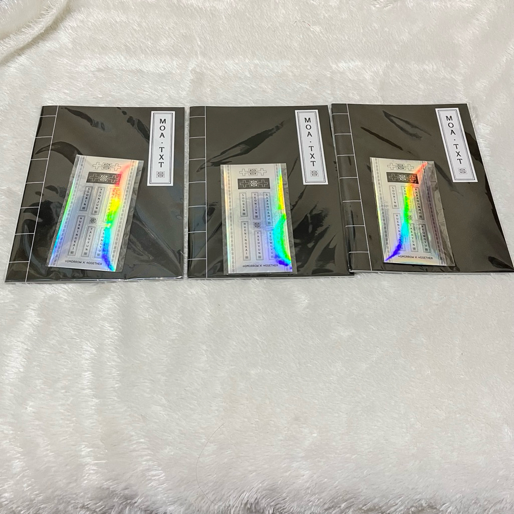 [READY STOCK] PHOTOBOOK PB TXT MOAKIT MEMBERSHIP