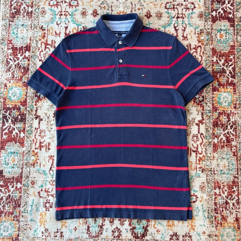 kaos kerah tommy