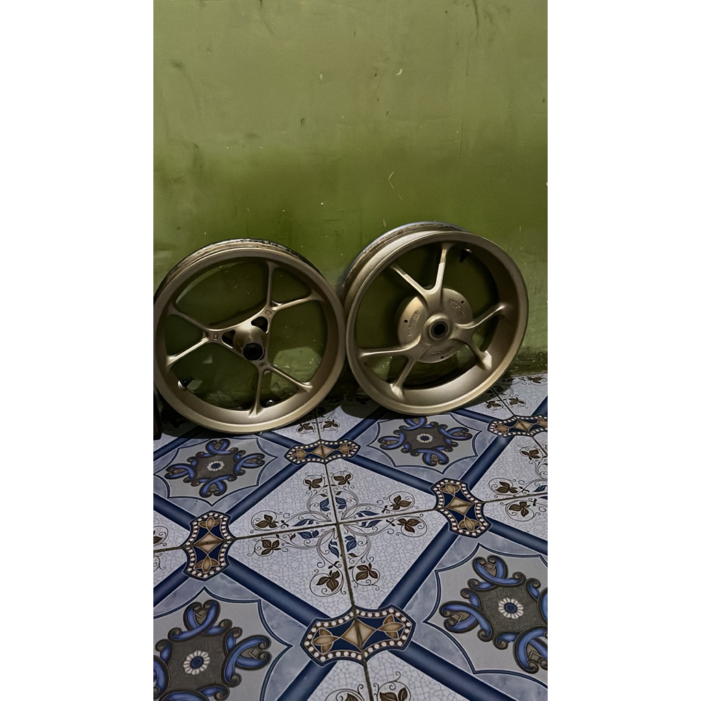Velg yamaha aerox original