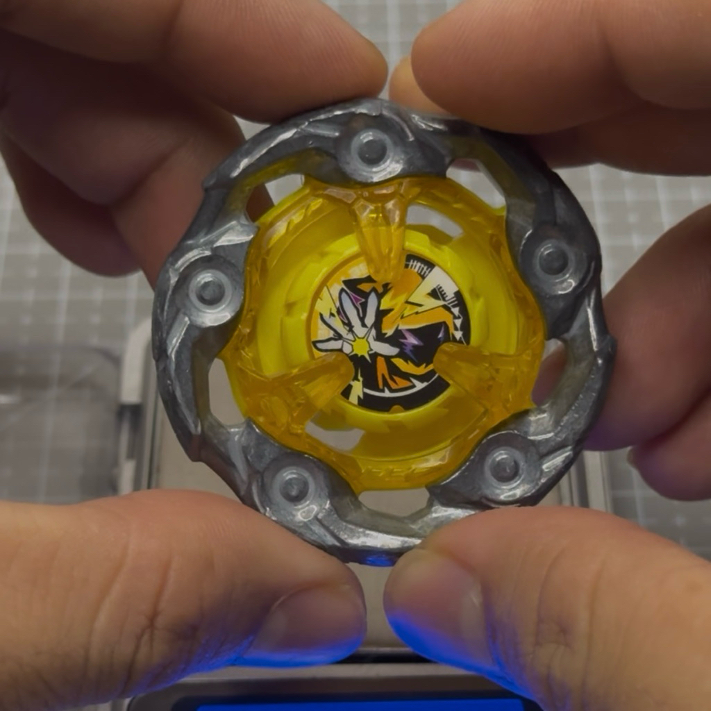 Wizard Rod blade only light used - beyblade x