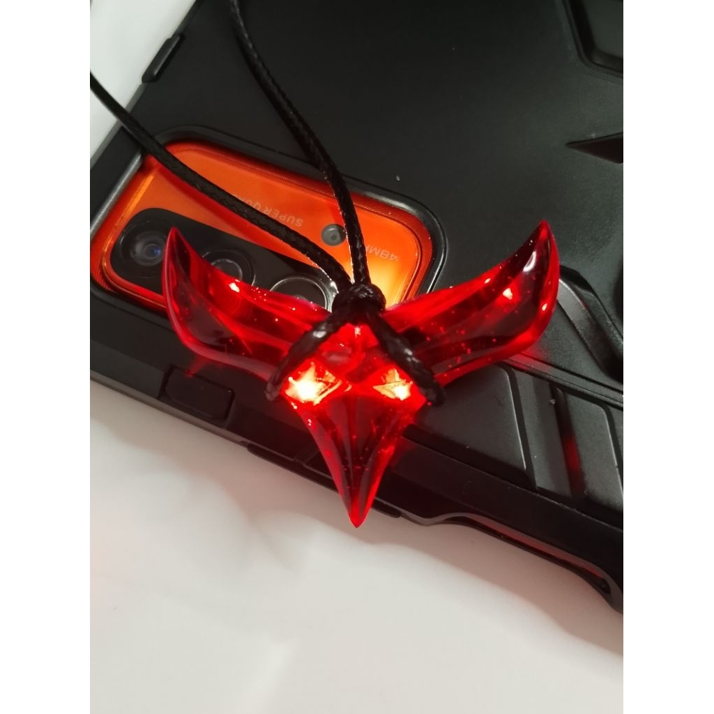 kalung ultraman noa