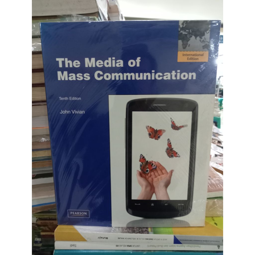 buku The Media mass Communication