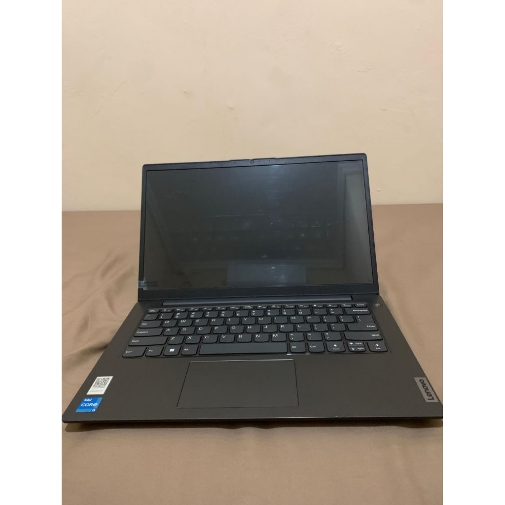 Laptop Lenovo V14